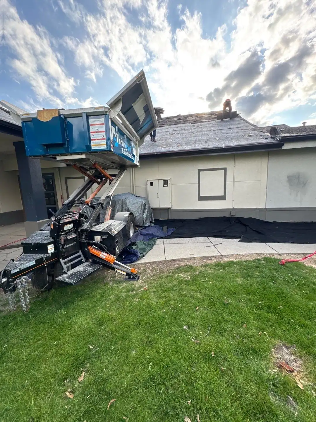 EPDM Rubber Roofing 101 for Covington, IN Commercial Buildings